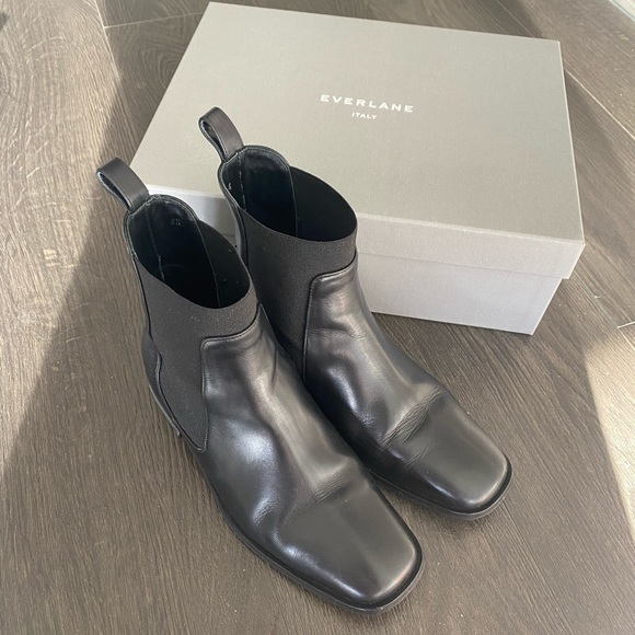 Everlane Square Toe Chelsea Boots - Picture 3 of 7
